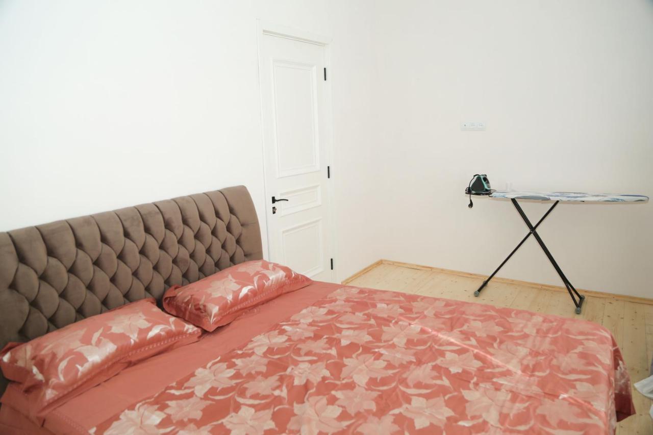 Panchitos Apartment Tbilisi Eksteriør billede